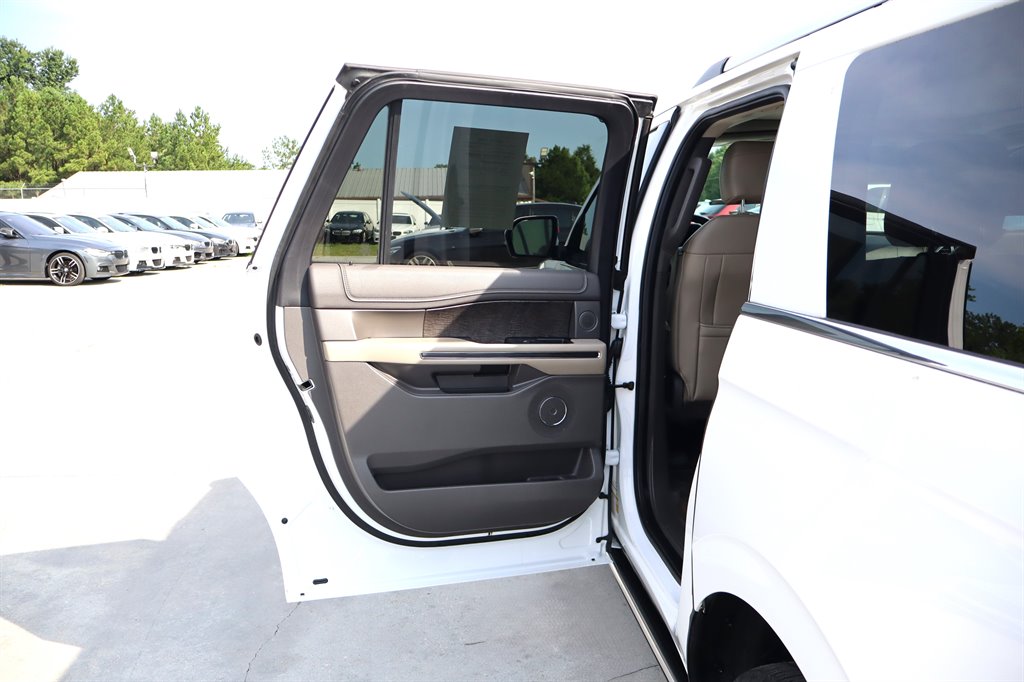 2018 Ford Expedition - $17,995