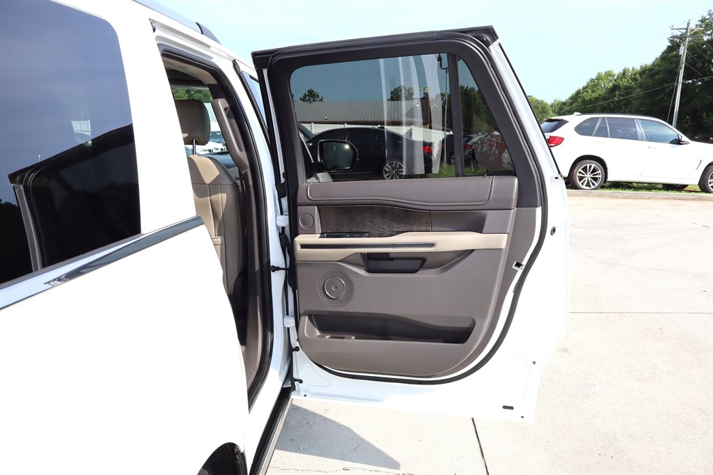 2018 Ford Expedition - $17,995