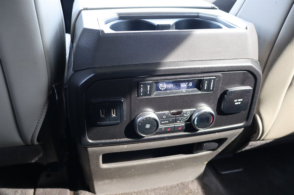2018 Ford Expedition - $17,995