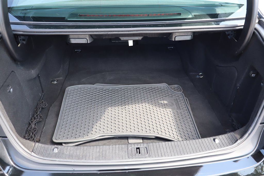 2013 Mercedes-Benz E-Class - $10,995