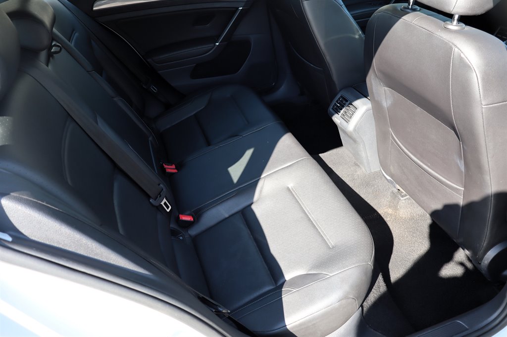 2019 Volkswagen Golf - $17,995