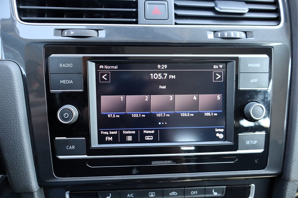 2019 Volkswagen Golf - $17,995