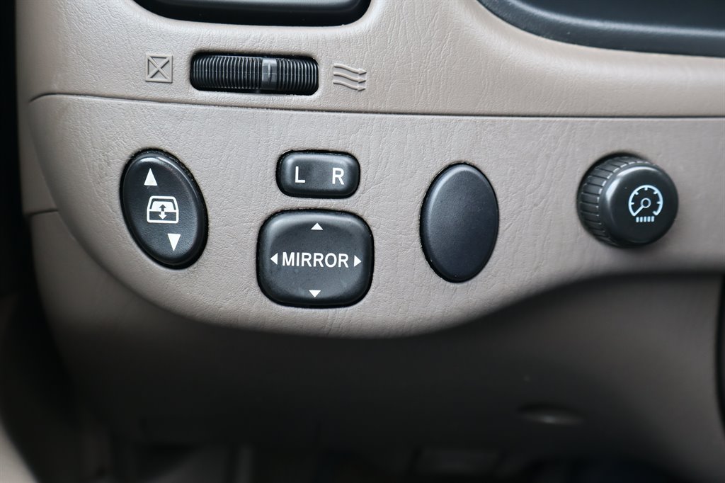 2005 Toyota Tundra - $15,995