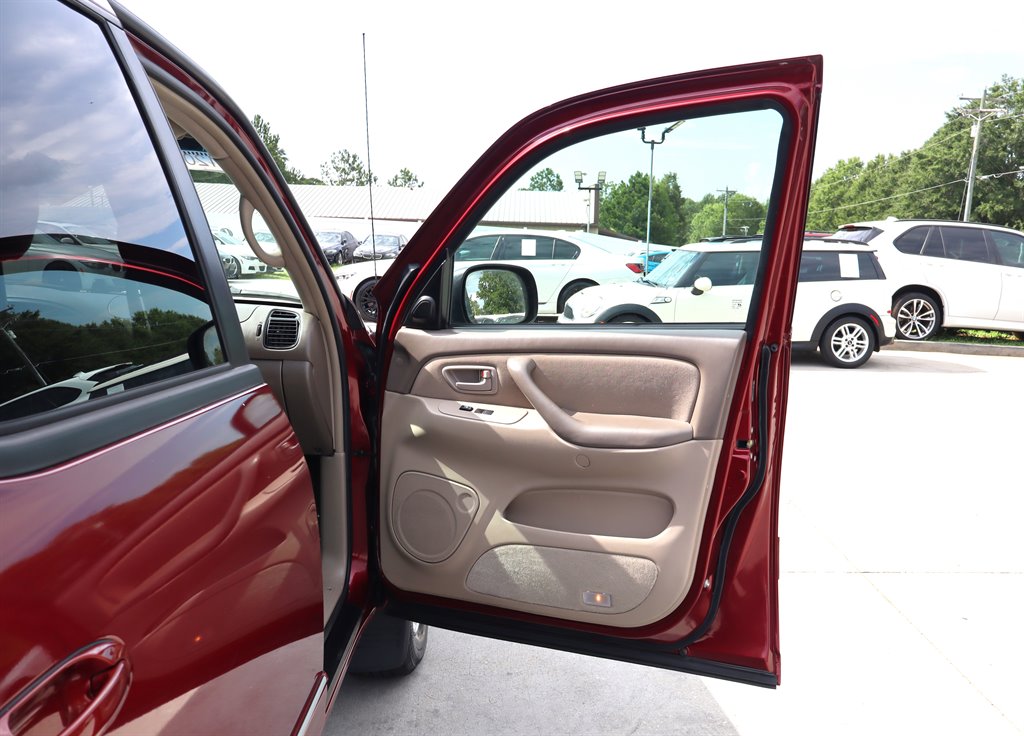 2005 Toyota Tundra - $15,995
