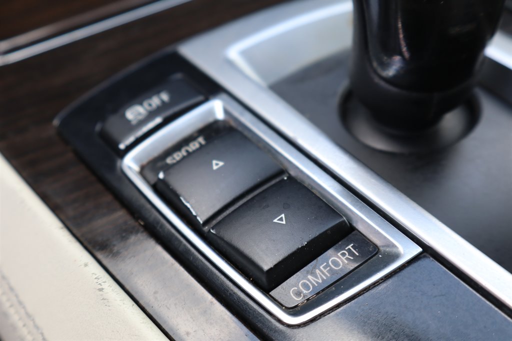 2013 BMW 750li, Alpina B7 - $10,995