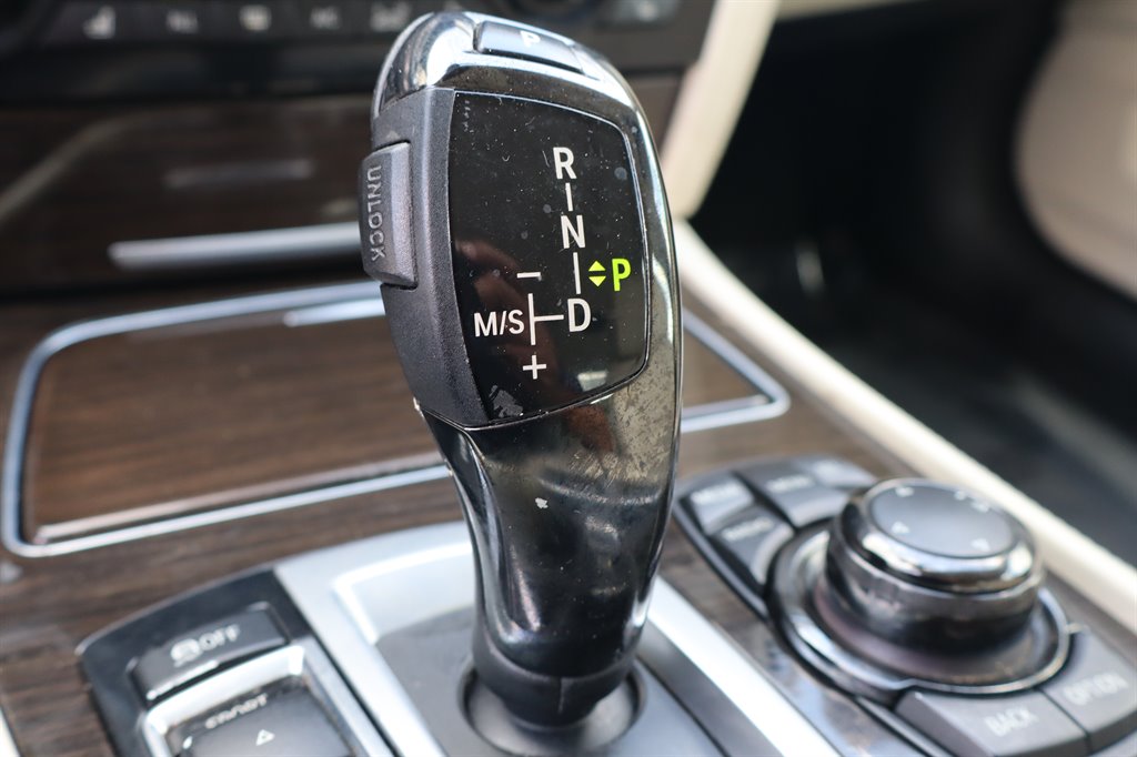 2013 BMW 750li, Alpina B7 - $10,995