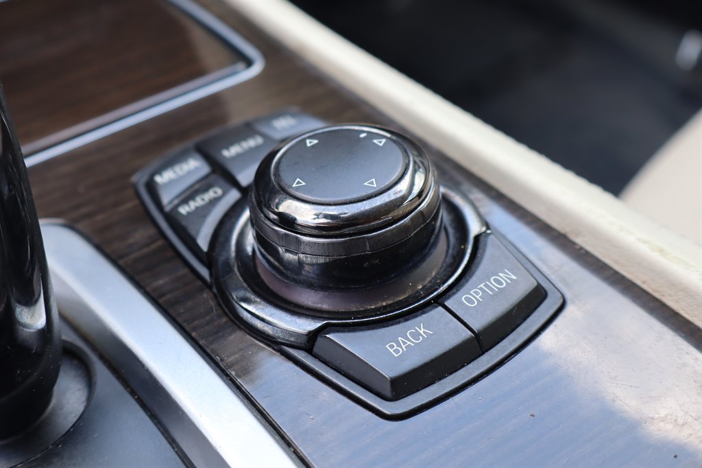2013 BMW 750li, Alpina B7 - $10,995