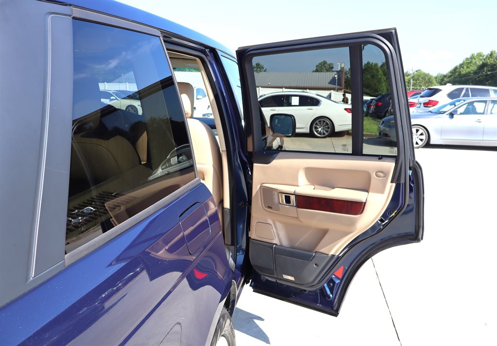 2012 Land Rover Range Rover - $10,995