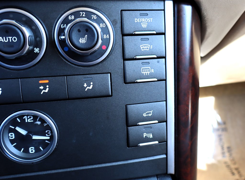2012 Land Rover Range Rover - $10,995