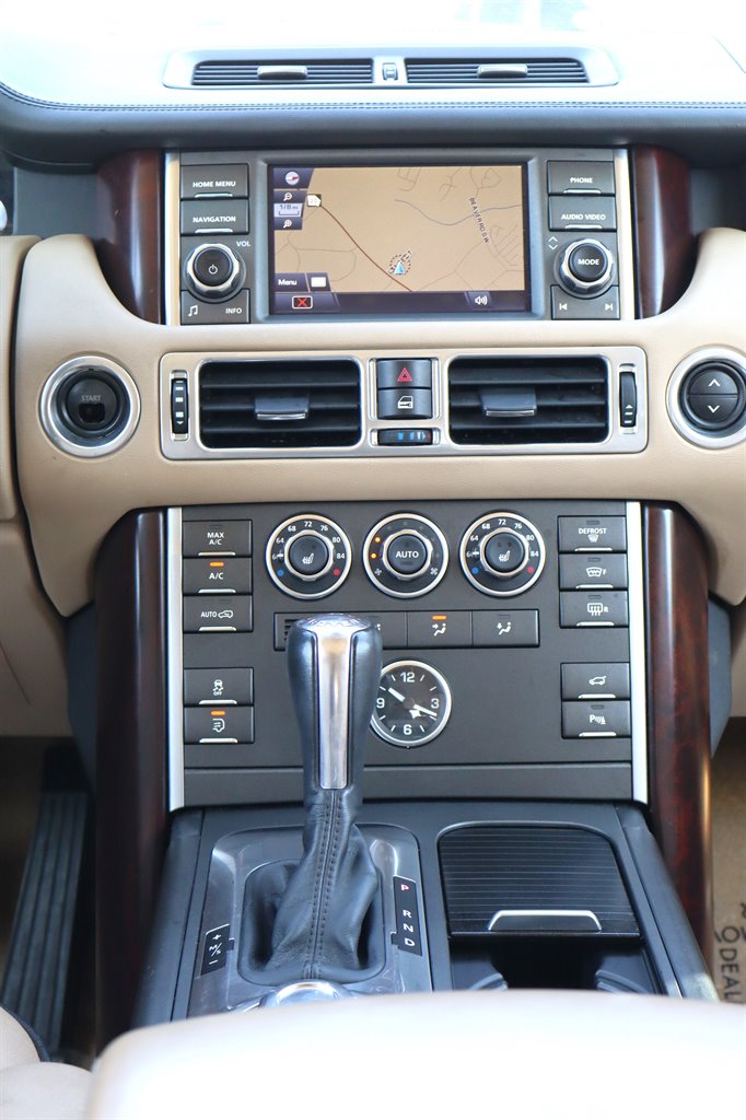 2012 Land Rover Range Rover - $10,995