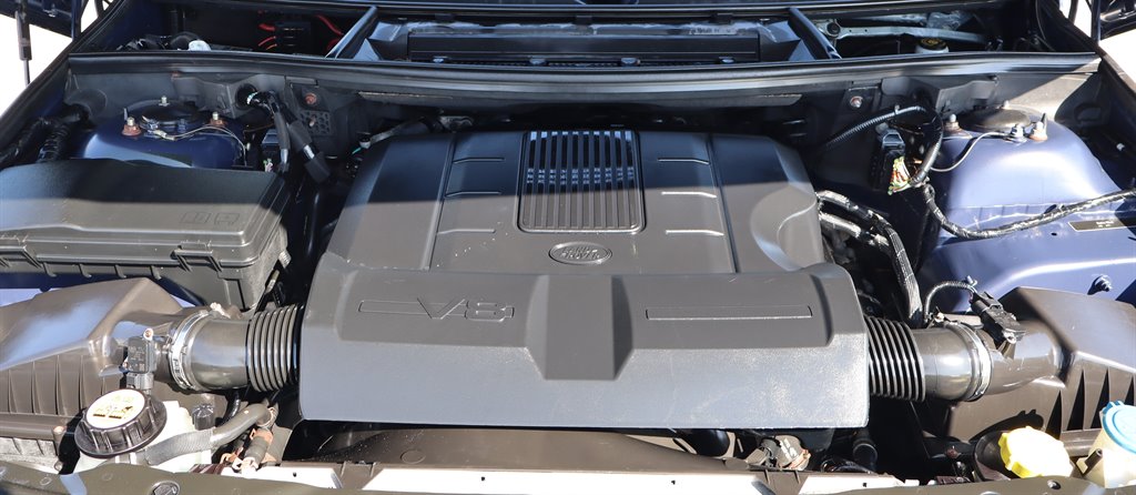 2012 Land Rover Range Rover - $10,995