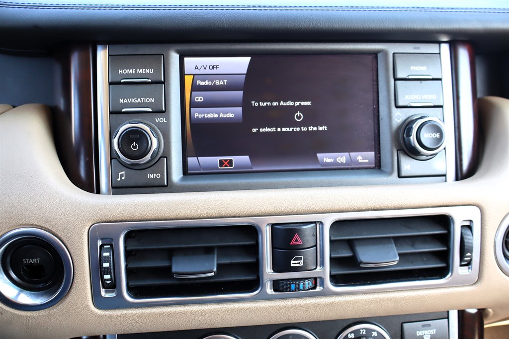 2012 Land Rover Range Rover - $10,995