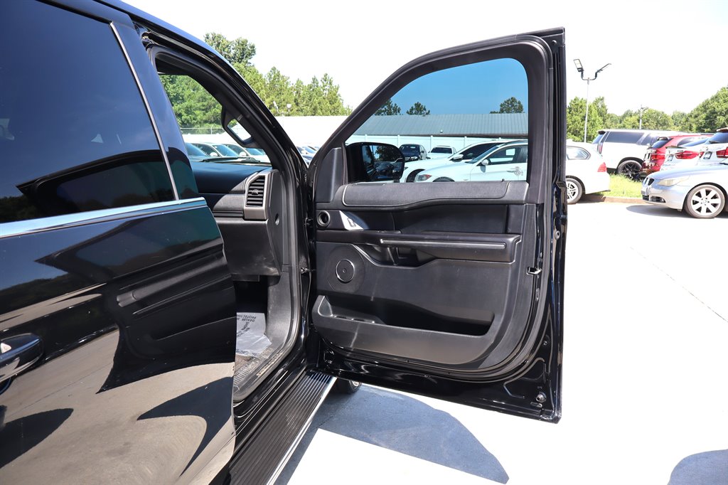2018 Ford Expedition - $17,995