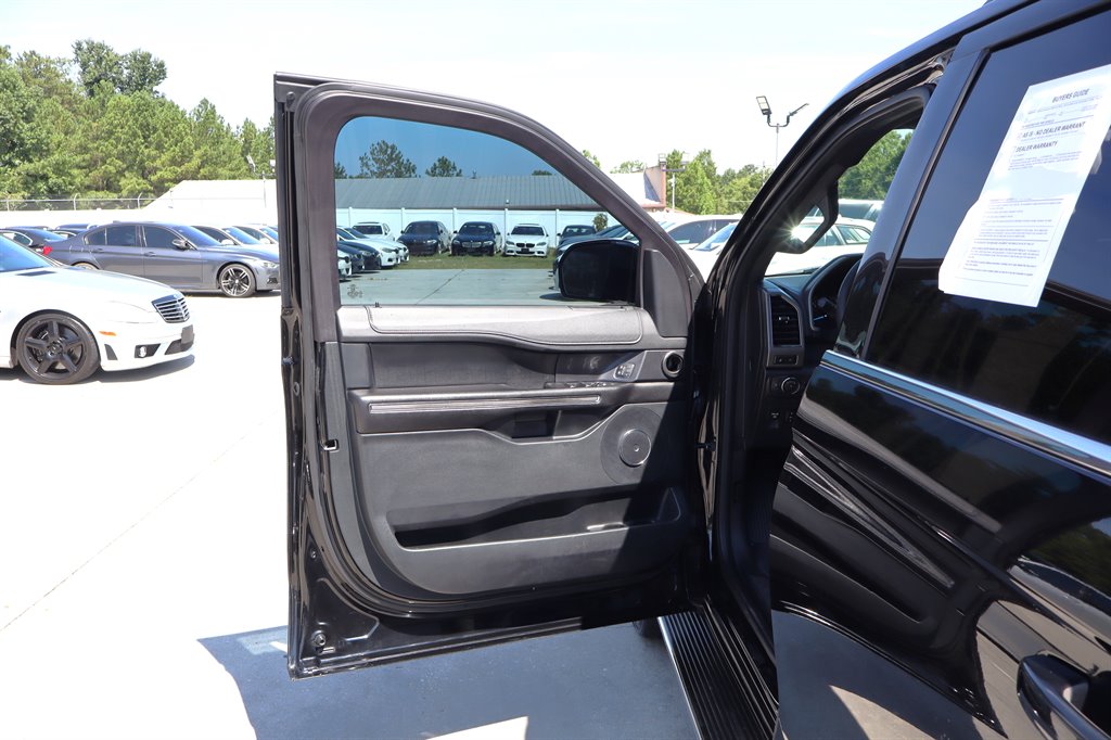 2018 Ford Expedition - $17,995