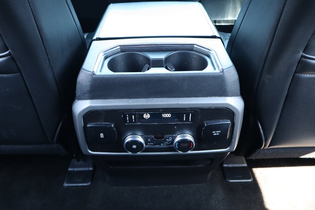 2018 Ford Expedition - $17,995