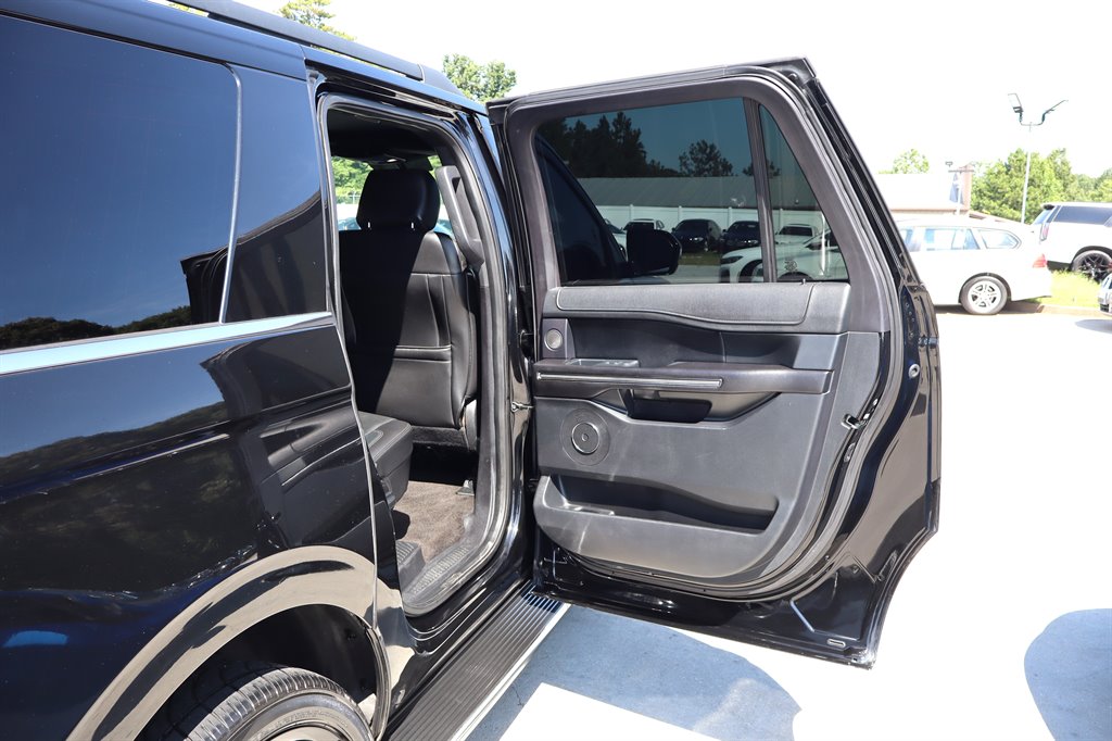 2018 Ford Expedition - $17,995