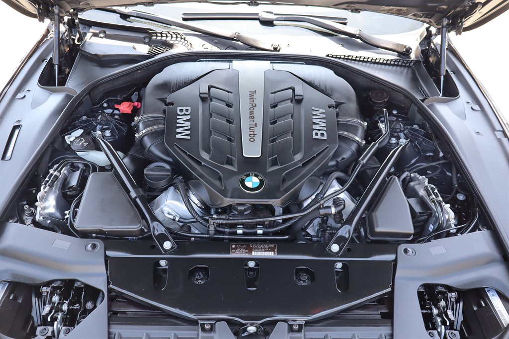 2013 BMW 650i - $18,995