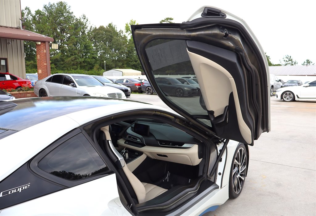 2016 BMW i8 - $44,995