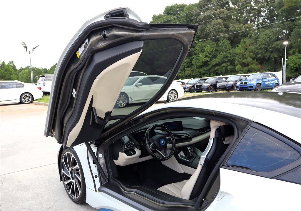 2016 BMW i8 - $44,995