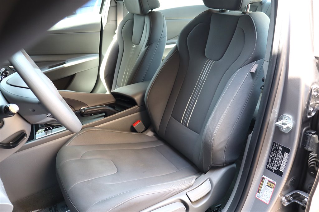 2023 Hyundai Elantra - $16,995