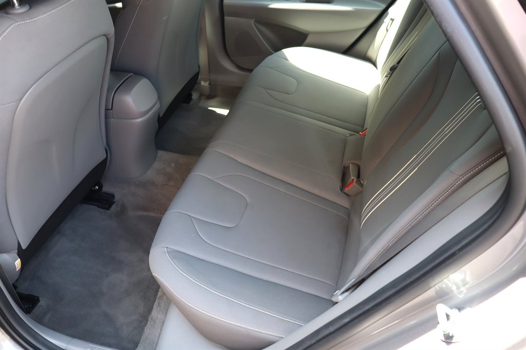 2023 Hyundai Elantra - $16,995