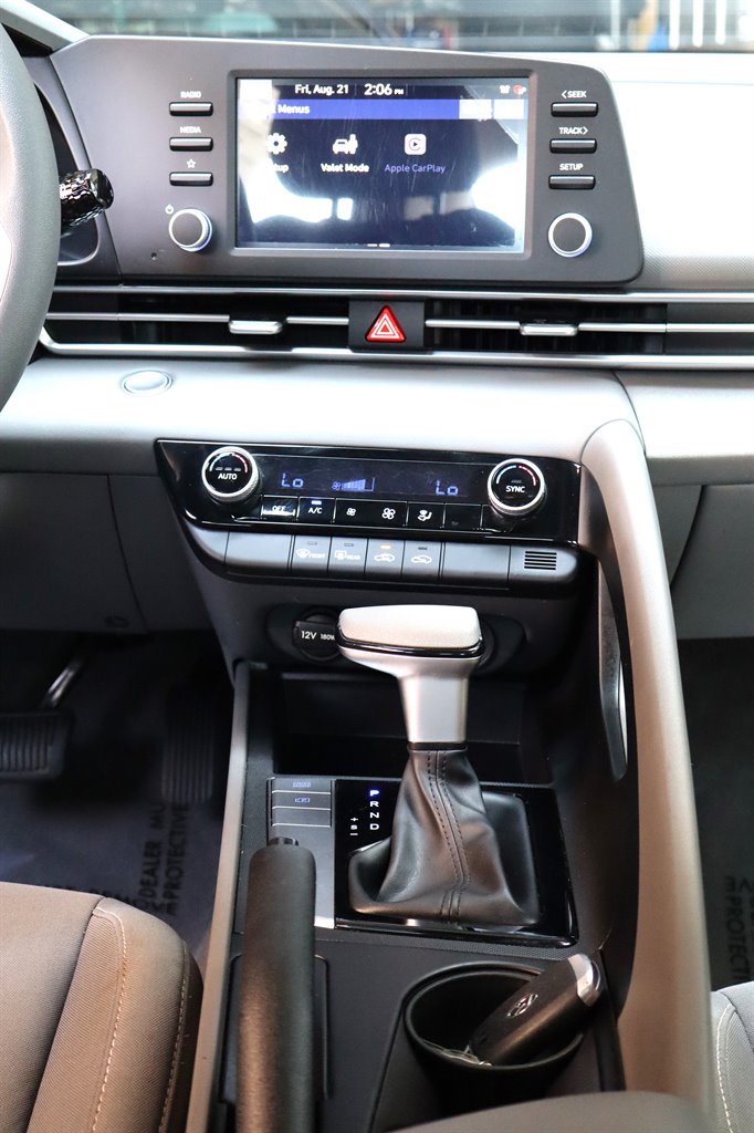 2023 Hyundai Elantra - $16,995