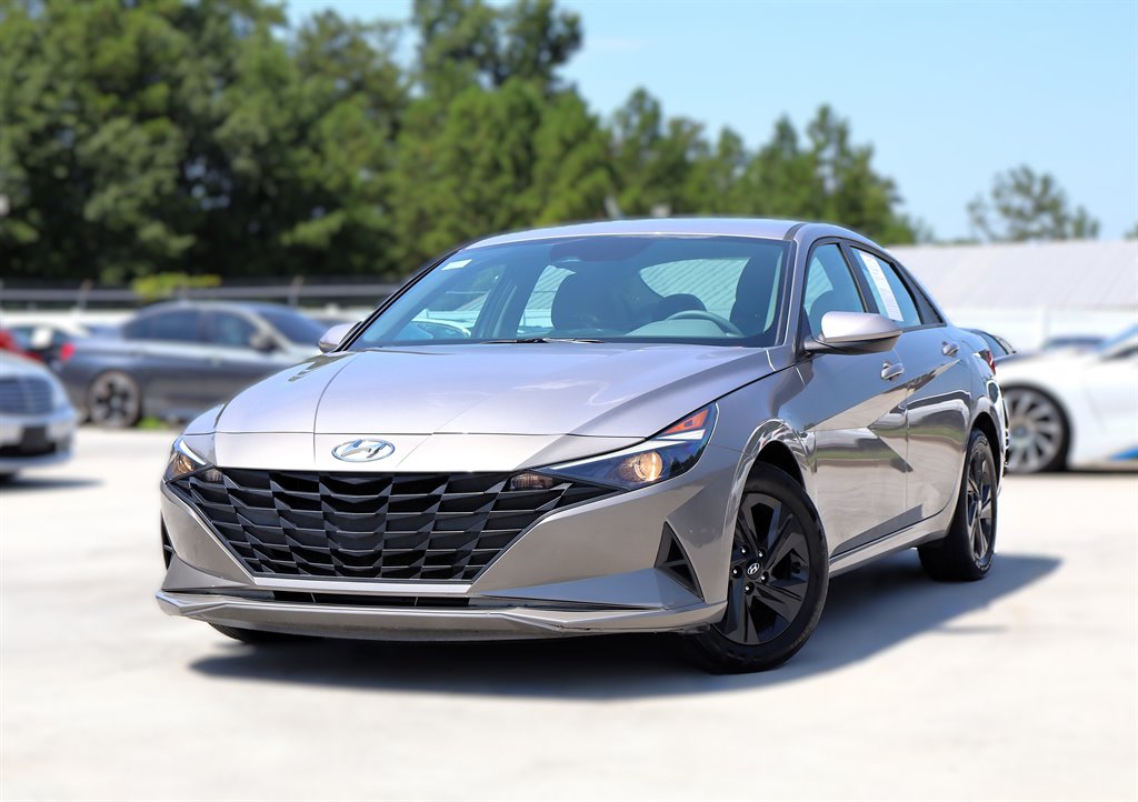 2023 Hyundai Elantra - $16,995