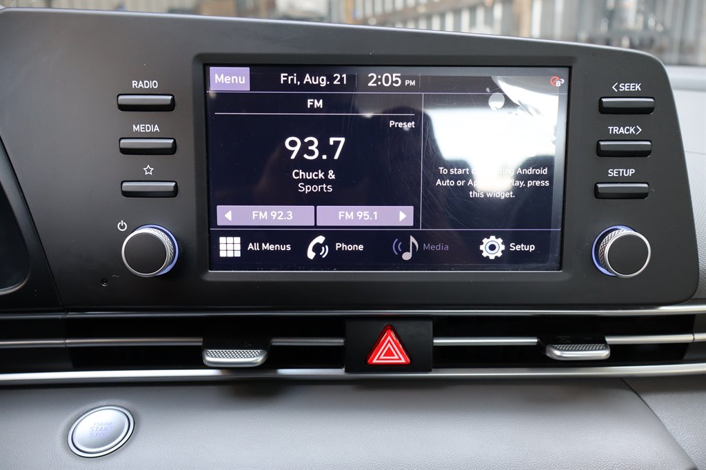2023 Hyundai Elantra - $16,995