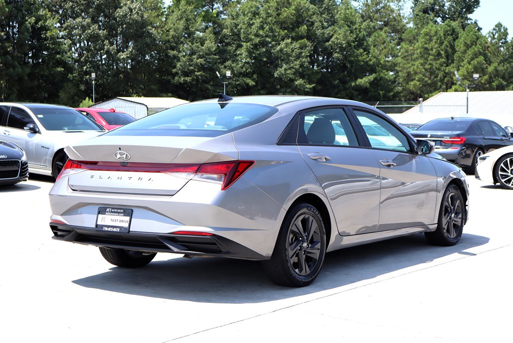 2023 Hyundai Elantra - $16,995