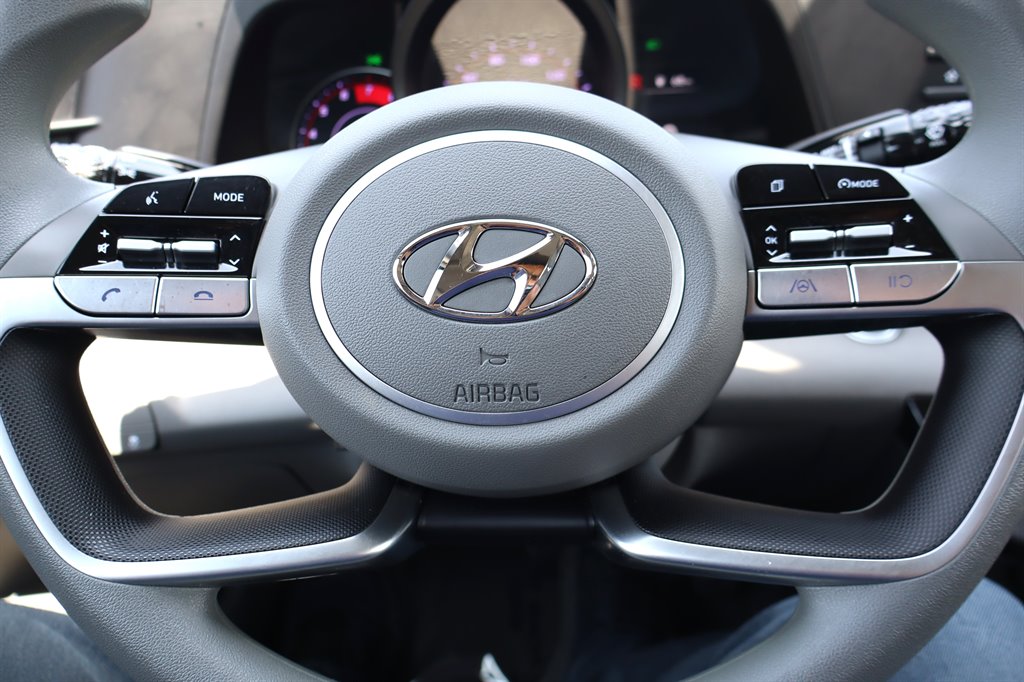 2023 Hyundai Elantra - $16,995
