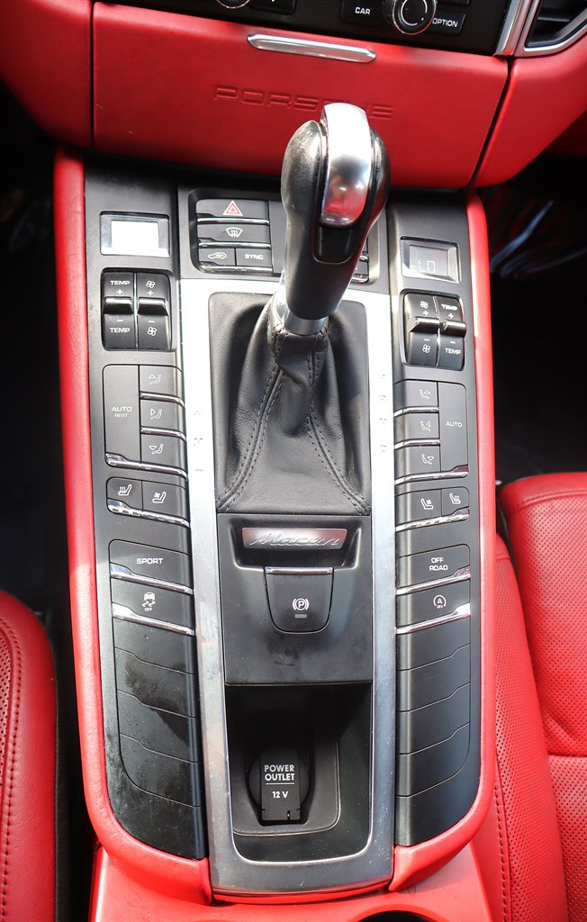 2015 Porsche Macan - $12,995