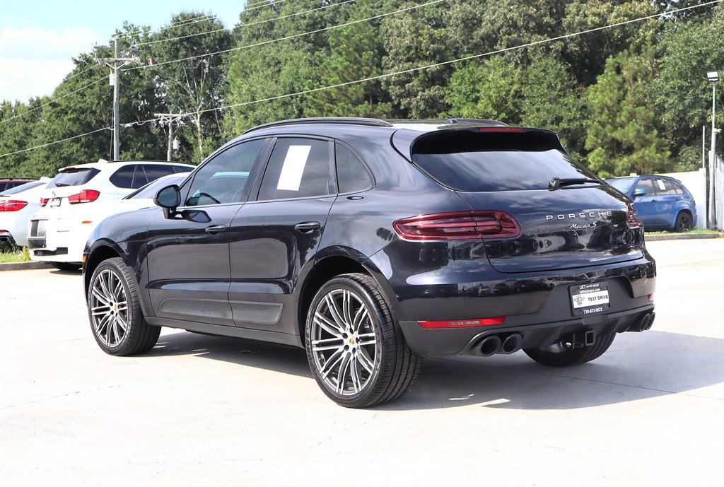 2015 Porsche Macan - $12,995
