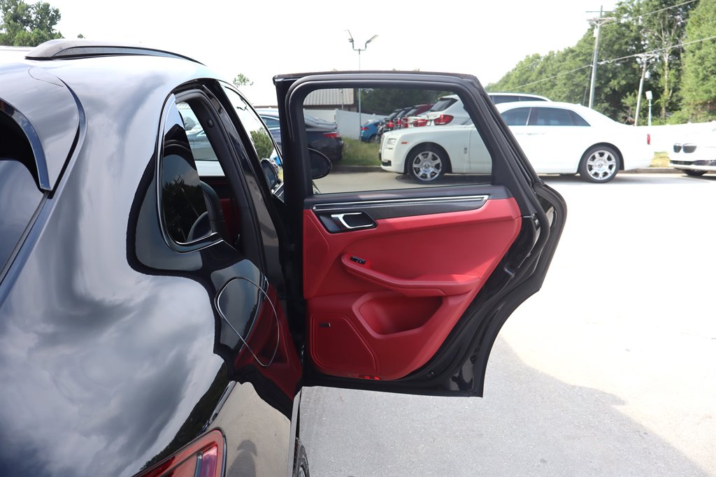 2015 Porsche Macan - $12,995