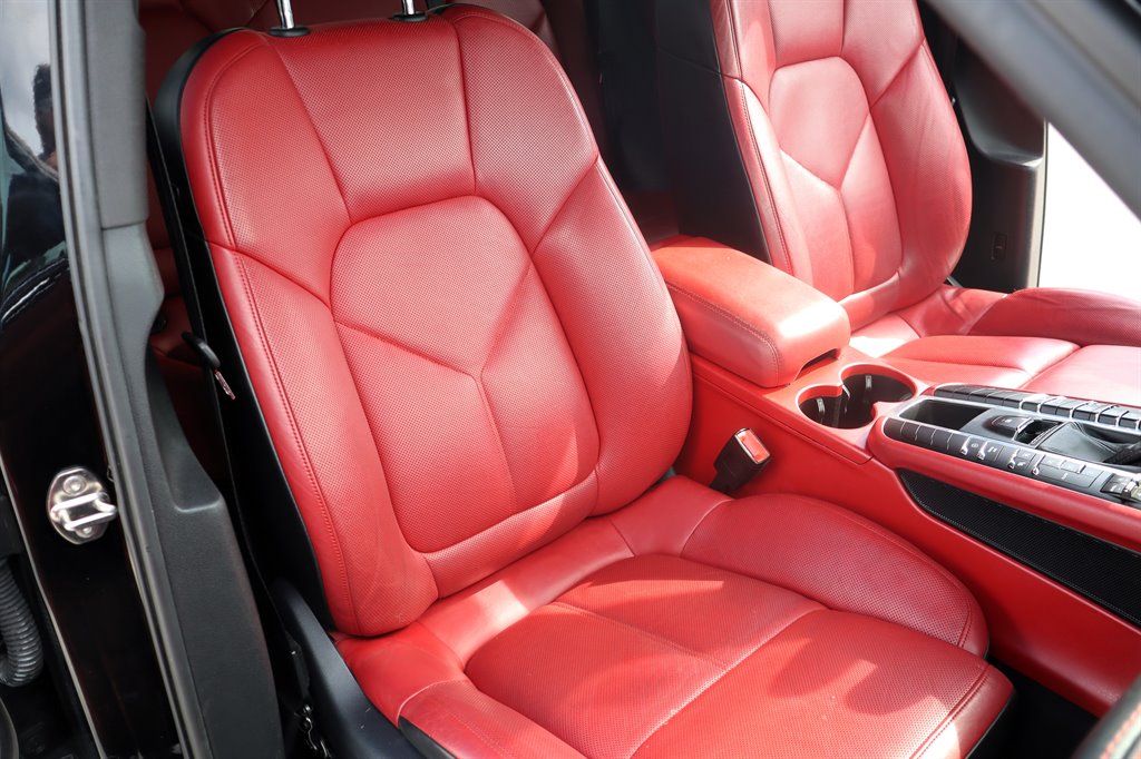 2015 Porsche Macan - $12,995