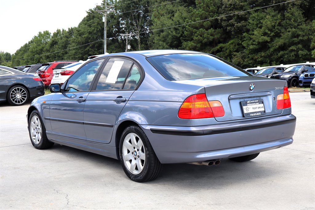 2002 BMW 325i - $9,995