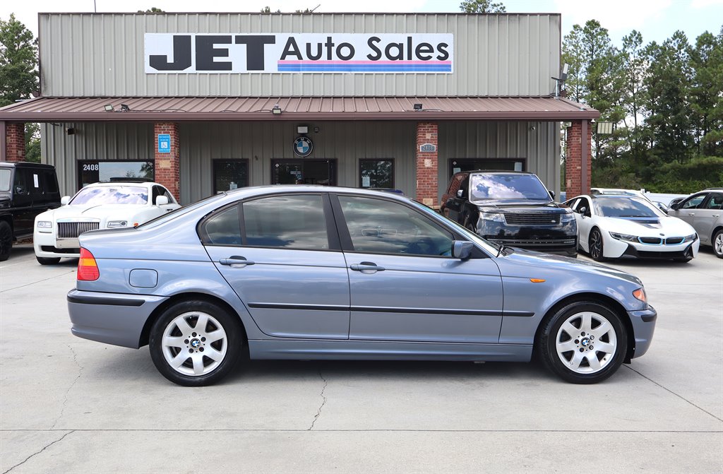2002 BMW 325i - $9,995