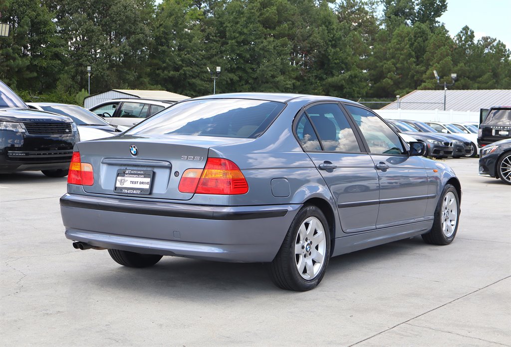 2002 BMW 325i - $9,995
