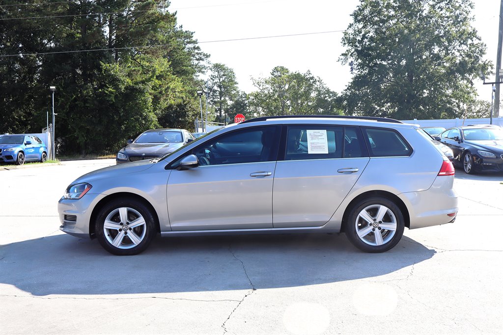 2015 Volkswagen Golf - $12,995