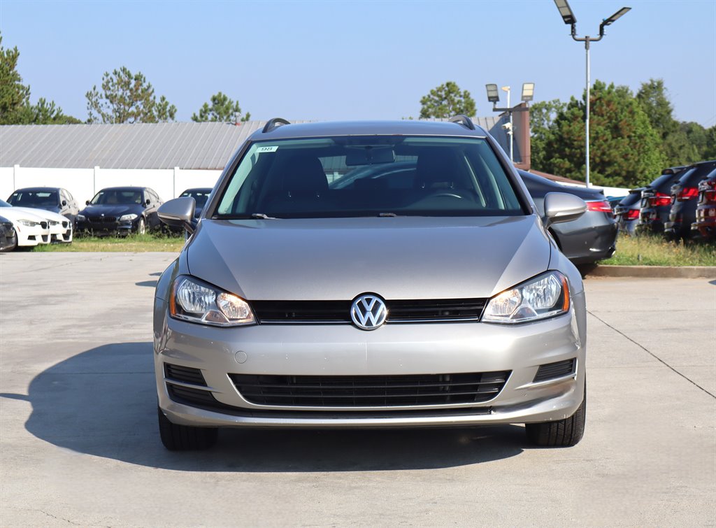 2015 Volkswagen Golf - $12,995