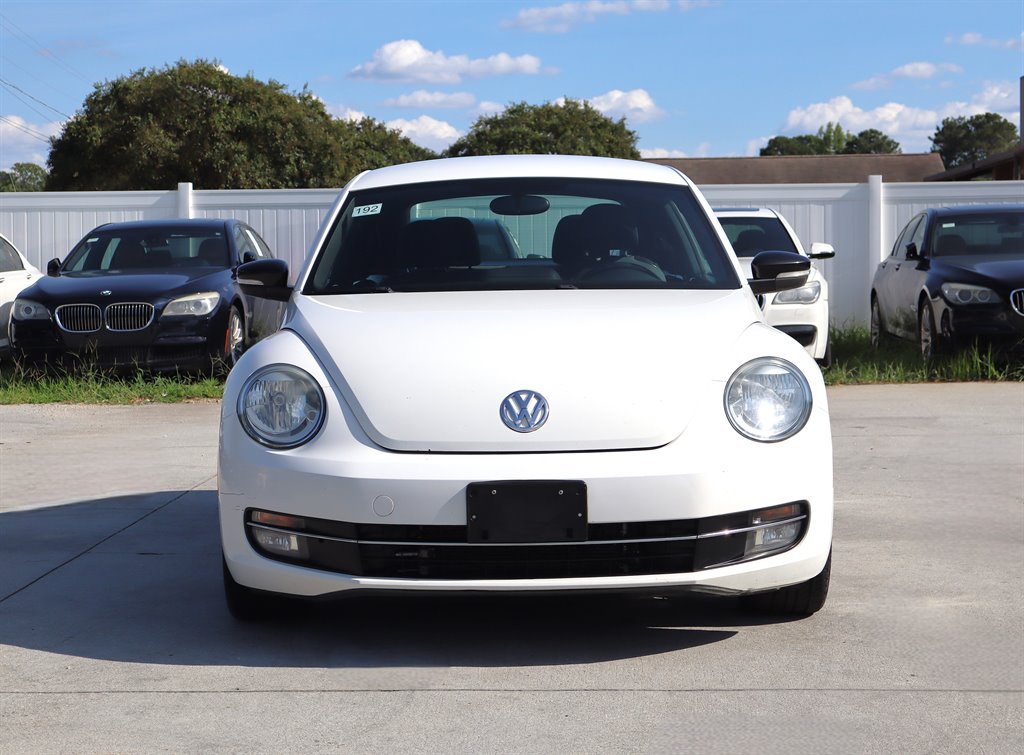2012 Volkswagen Beetle - $9,995