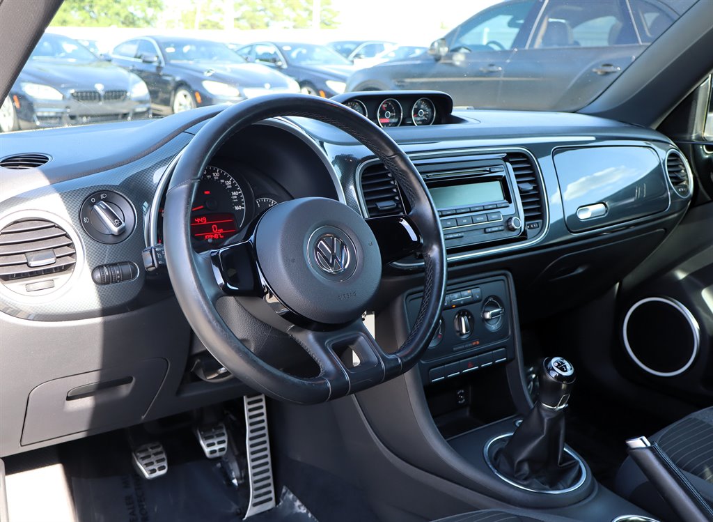 2012 Volkswagen Beetle - $9,995