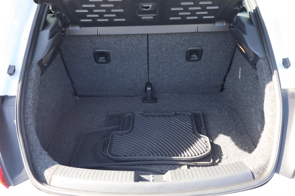 2012 Volkswagen Beetle - $9,995