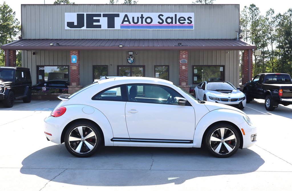 2012 Volkswagen Beetle - $9,995