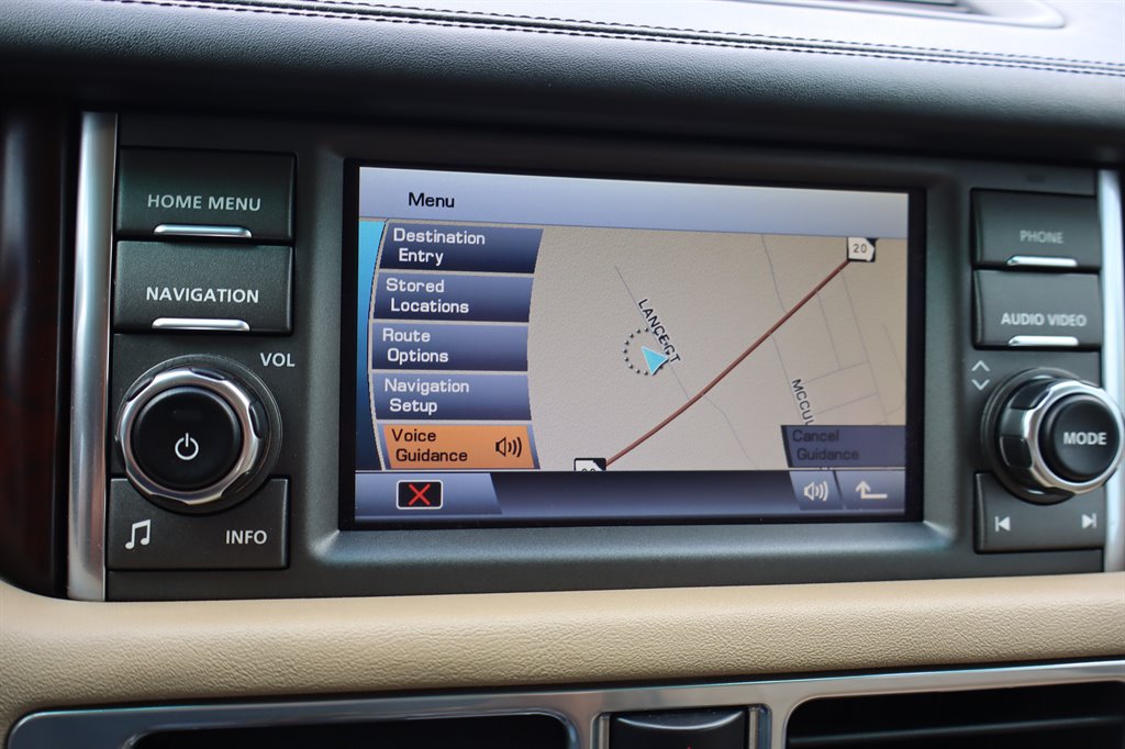 2011 Land Rover Range Rover - $9,995