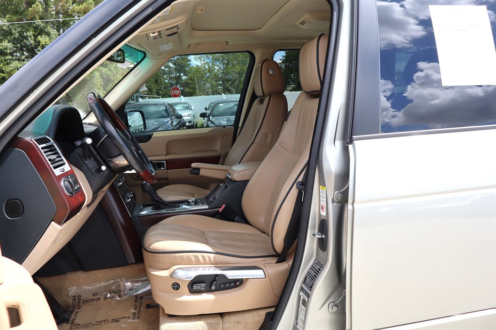 2011 Land Rover Range Rover - $9,995
