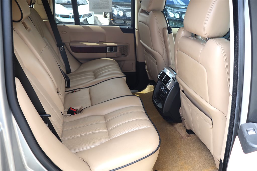 2011 Land Rover Range Rover - $9,995