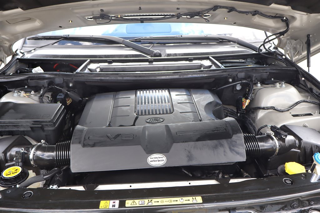 2011 Land Rover Range Rover - $9,995