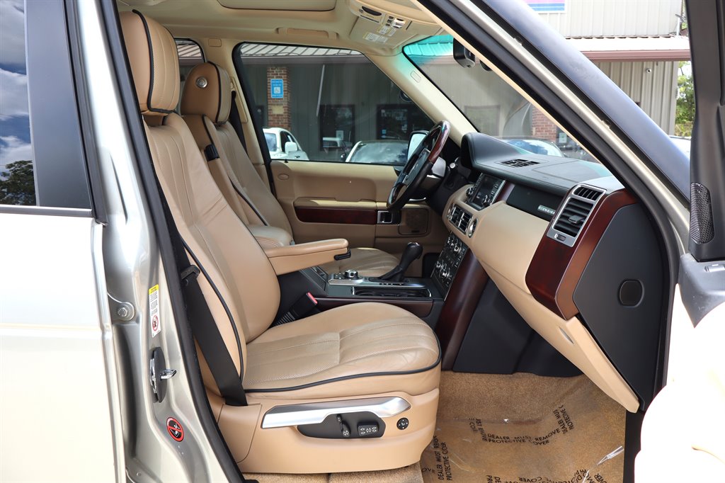 2011 Land Rover Range Rover - $9,995