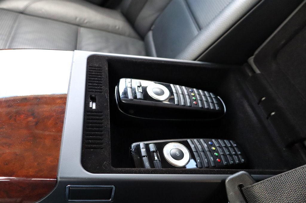 2010 Mercedes-Benz S-class - $19,995