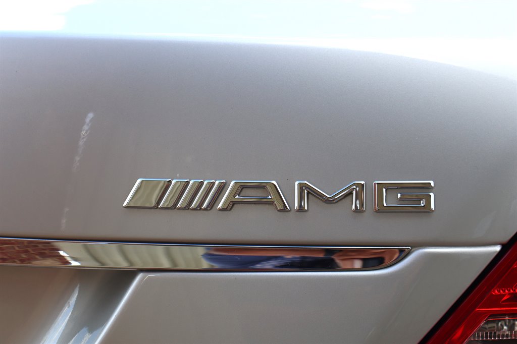 2010 Mercedes-Benz S-class - $19,995